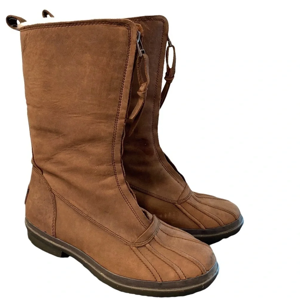 UGG sz 6 Arquette stout leather foldover winter boots